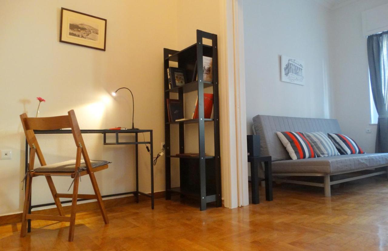 Cosy And Comfortable Apartment In The City Center Athen Exterior foto