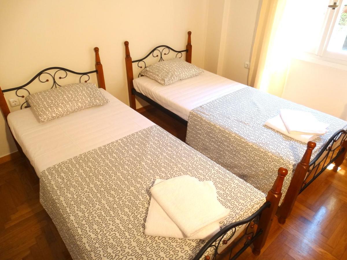 Cosy And Comfortable Apartment In The City Center Athen Exterior foto